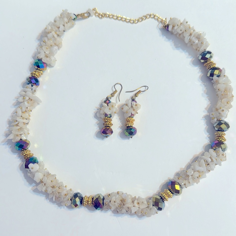 Quartz beaded necklace with matching earring